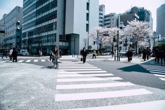 铁门关为何勤工俭学对在日本的留学生的职业生涯至关重要？